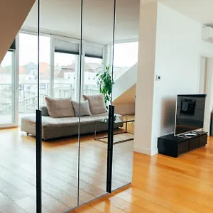 Large - Great For Groups - With Balcony Or Terrace Appartement